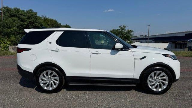2023 Land Rover Discovery P300 S