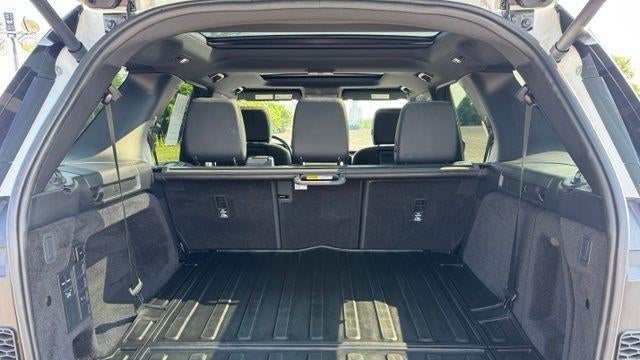 2023 Land Rover Discovery P300 S