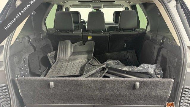 2023 Land Rover Discovery P300 S