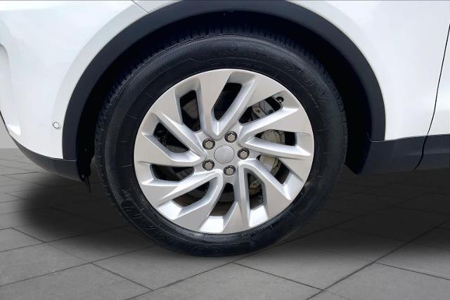 2024 Land Rover Discovery - $27,455