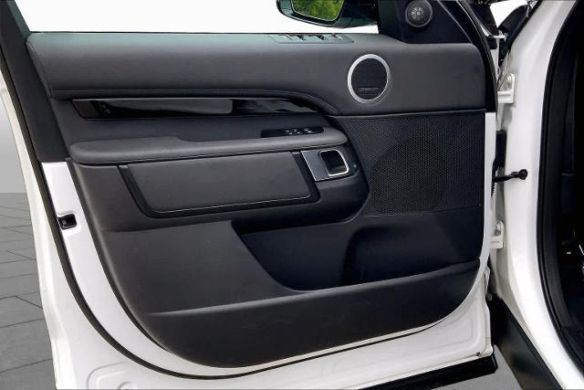 2024 Land Rover Discovery - $27,455