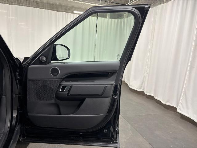 2024 Land Rover Discovery - $35,626