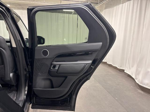 2024 Land Rover Discovery - $35,626