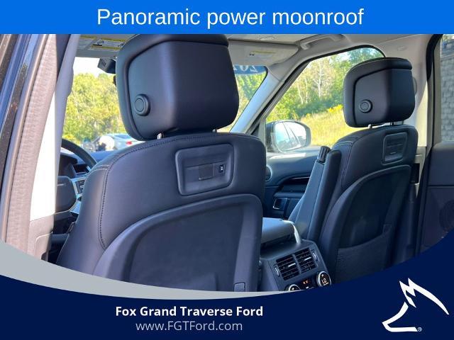 2024 Land Rover Discovery - $35,626
