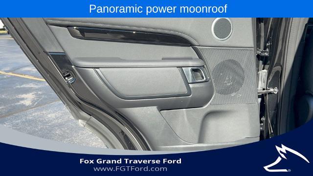 2024 Land Rover Discovery - $35,626