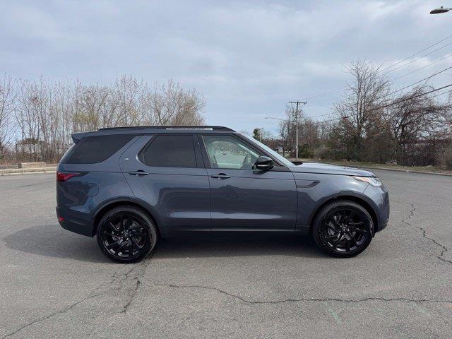 2025 Land Rover Discovery - $48,778