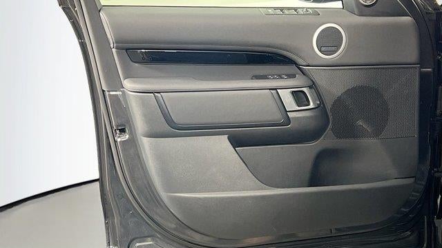 2025 Land Rover Discovery P300 S
