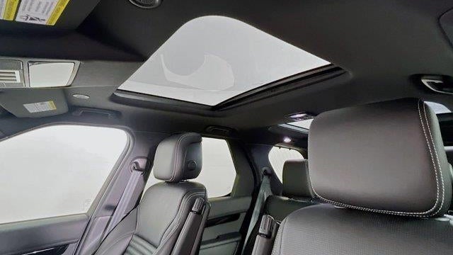 2025 Land Rover Discovery P300 S