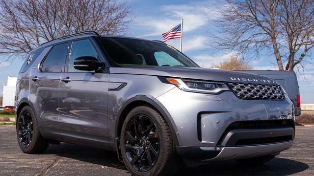 2025 Land Rover Discovery P300 S