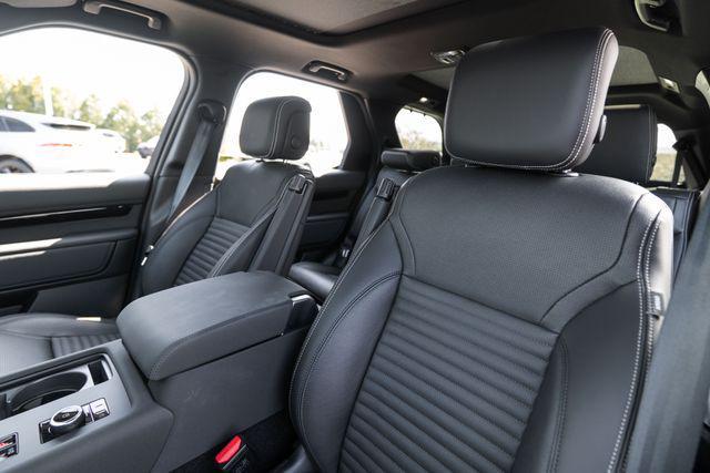 2025 Land Rover Discovery - $47,325