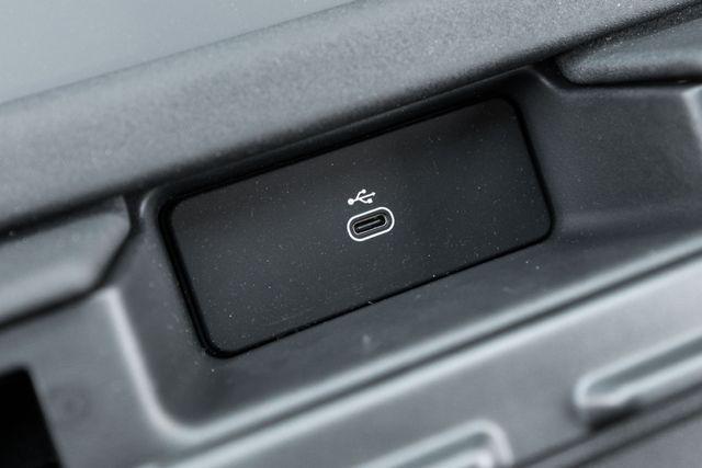 2025 Land Rover Discovery - $47,325