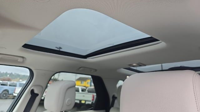 2025 Land Rover Discovery P300 S