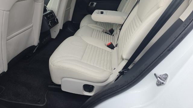 2025 Land Rover Discovery P300 S