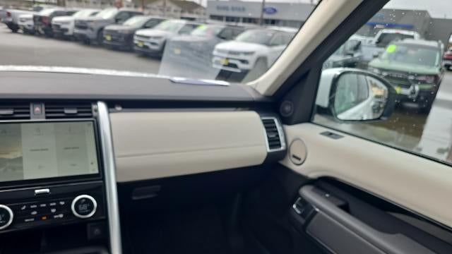 2025 Land Rover Discovery P300 S