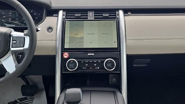 2025 Land Rover Discovery P300 S