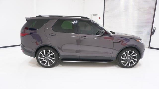 2025 Land Rover Discovery P300 S