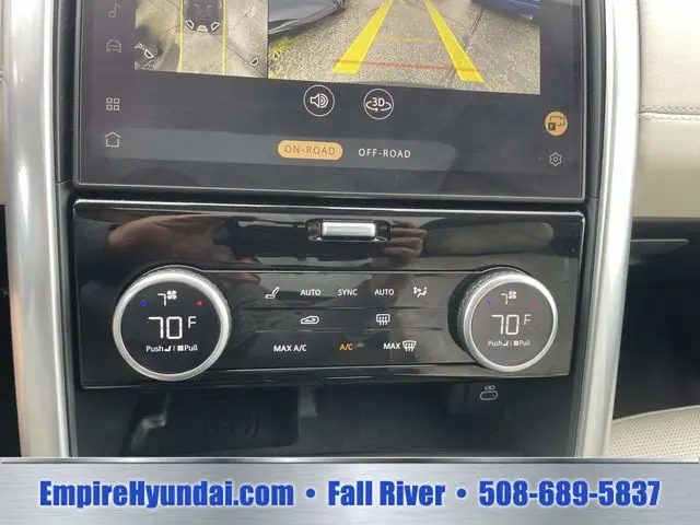 2025 Land Rover Discovery - $39,990