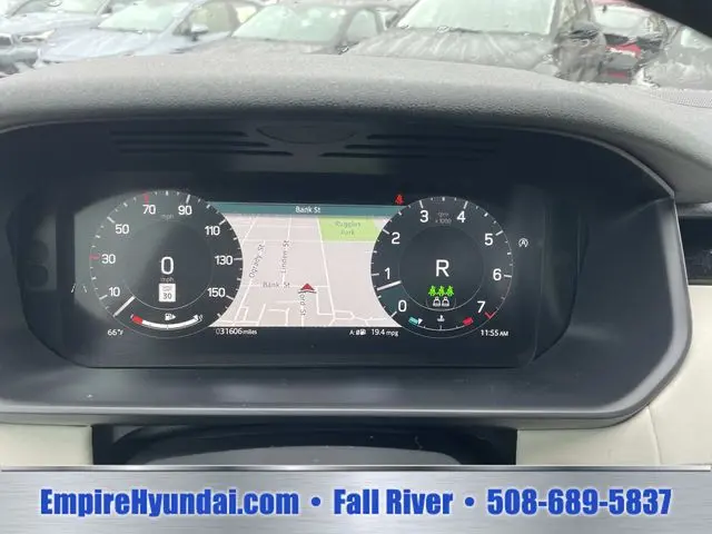 2025 Land Rover Discovery - $39,990