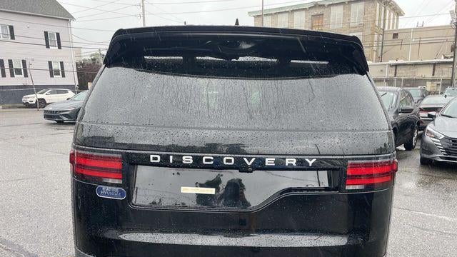 2025 Land Rover Discovery P300 S