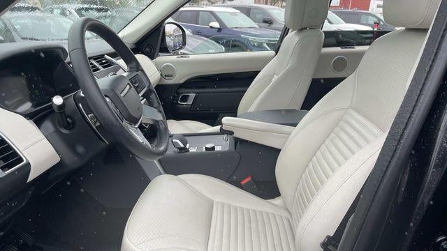 2025 Land Rover Discovery P300 S