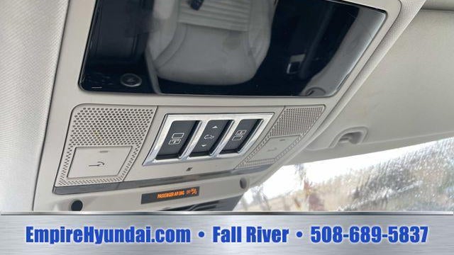 2025 Land Rover Discovery P300 S