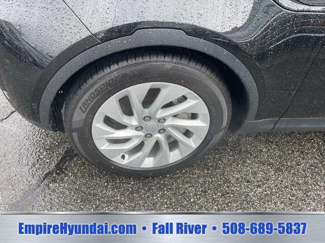 2025 Land Rover Discovery - $37,990