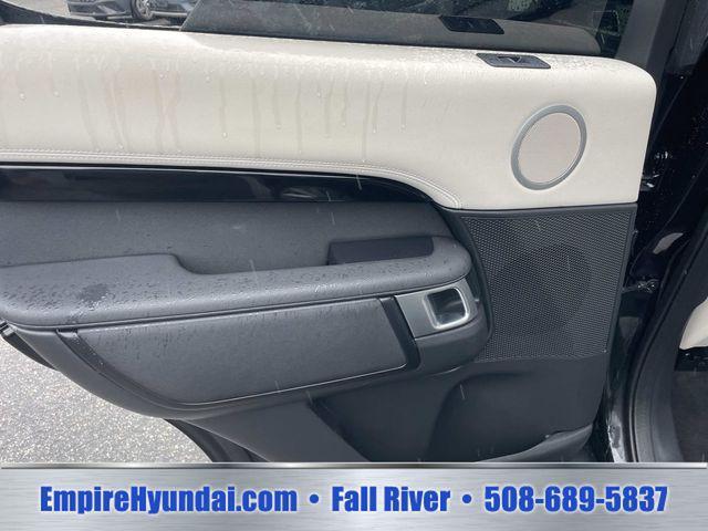 2025 Land Rover Discovery - $37,990