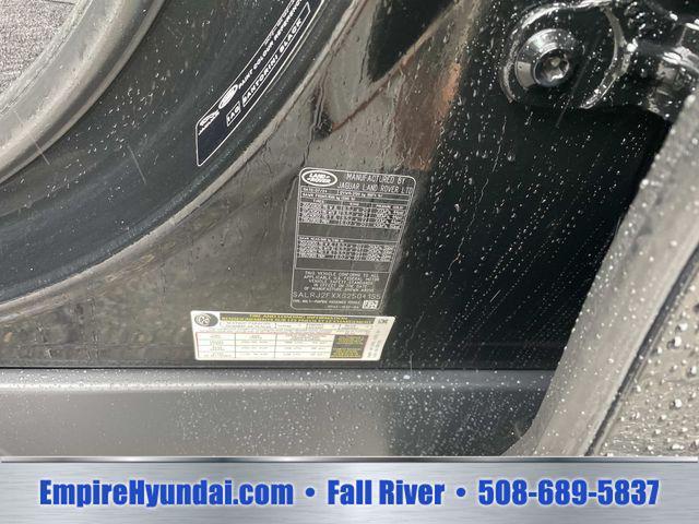 2025 Land Rover Discovery - $37,990