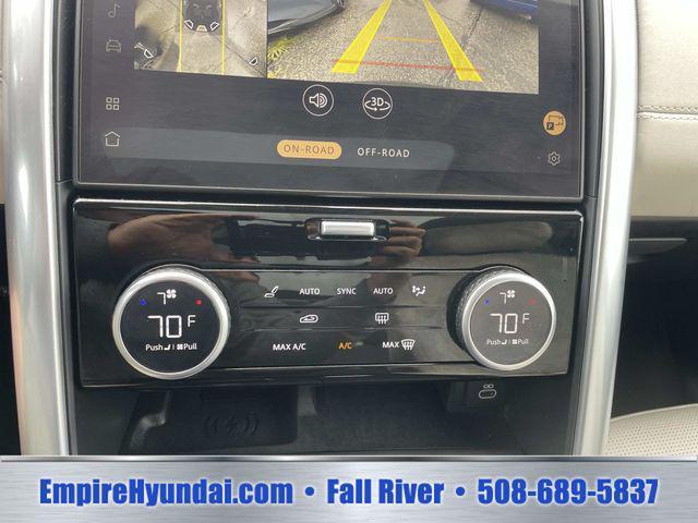 2025 Land Rover Discovery - $37,990