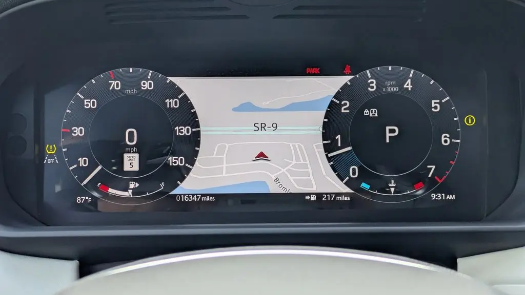 2025 Land Rover Discovery P300 S