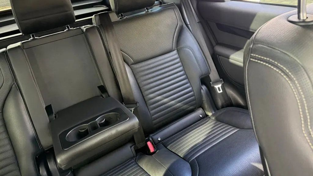 2021 Land Rover Discovery P300 S