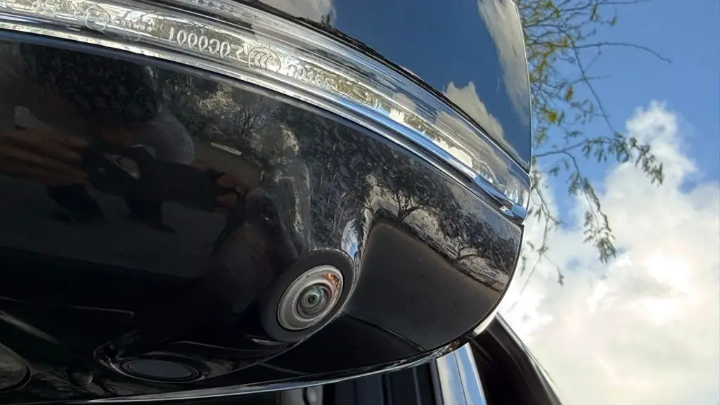 2021 Land Rover Discovery P300 S