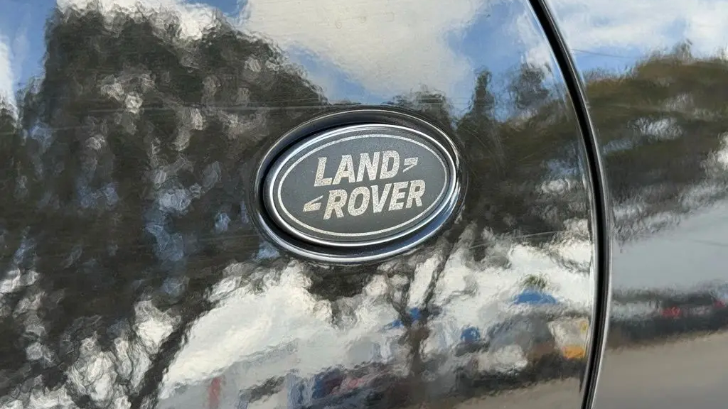 2021 Land Rover Discovery P300 S