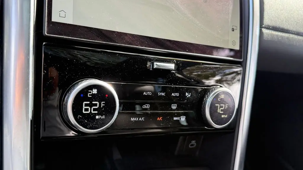 2021 Land Rover Discovery P300 S