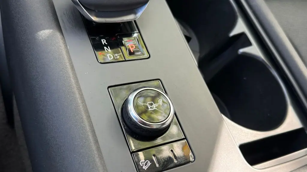 2021 Land Rover Discovery P300 S