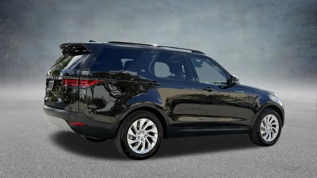 2021 Land Rover Discovery P300 S