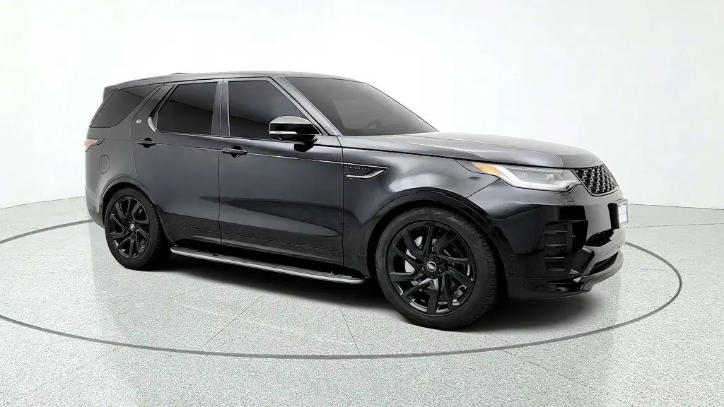 2024 Land Rover Discovery - $37,495