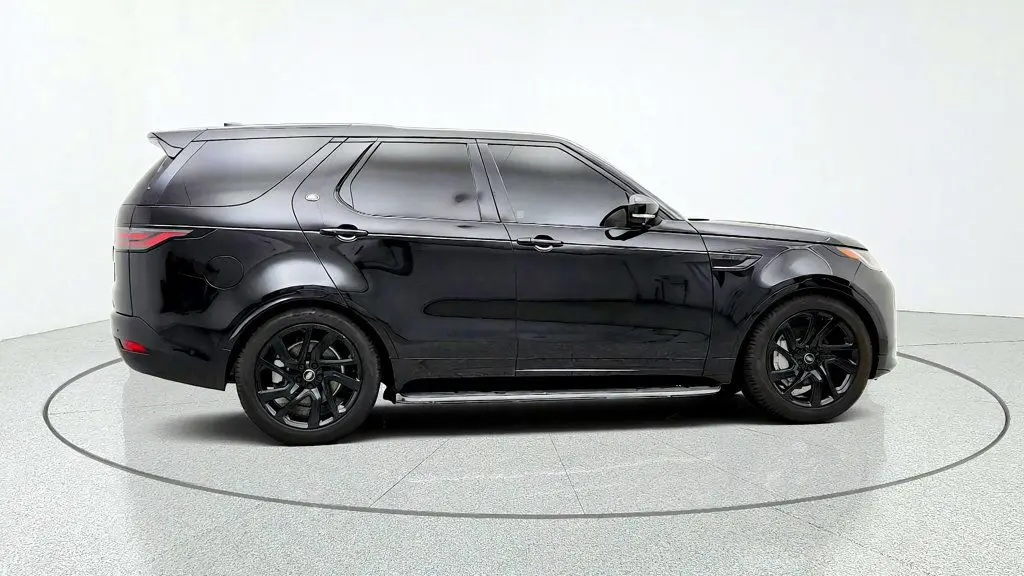 2024 Land Rover Discovery - $37,495