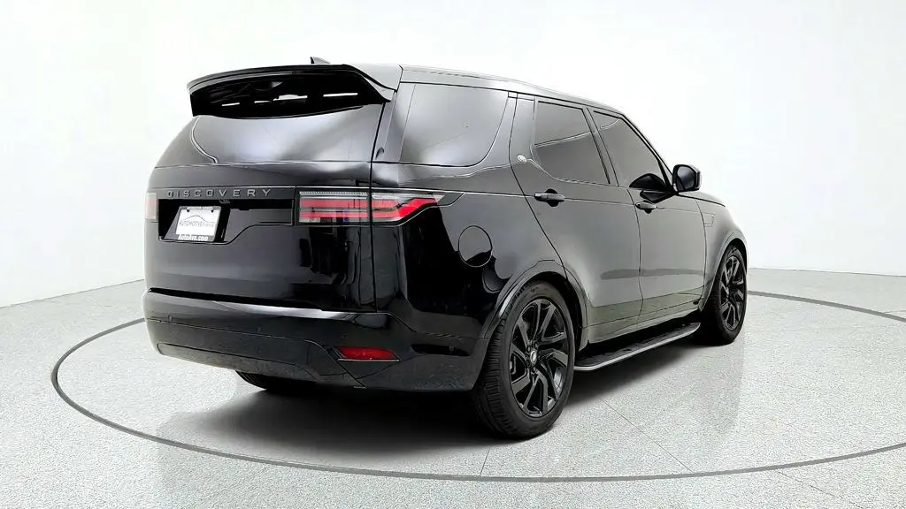 2024 Land Rover Discovery - $37,495