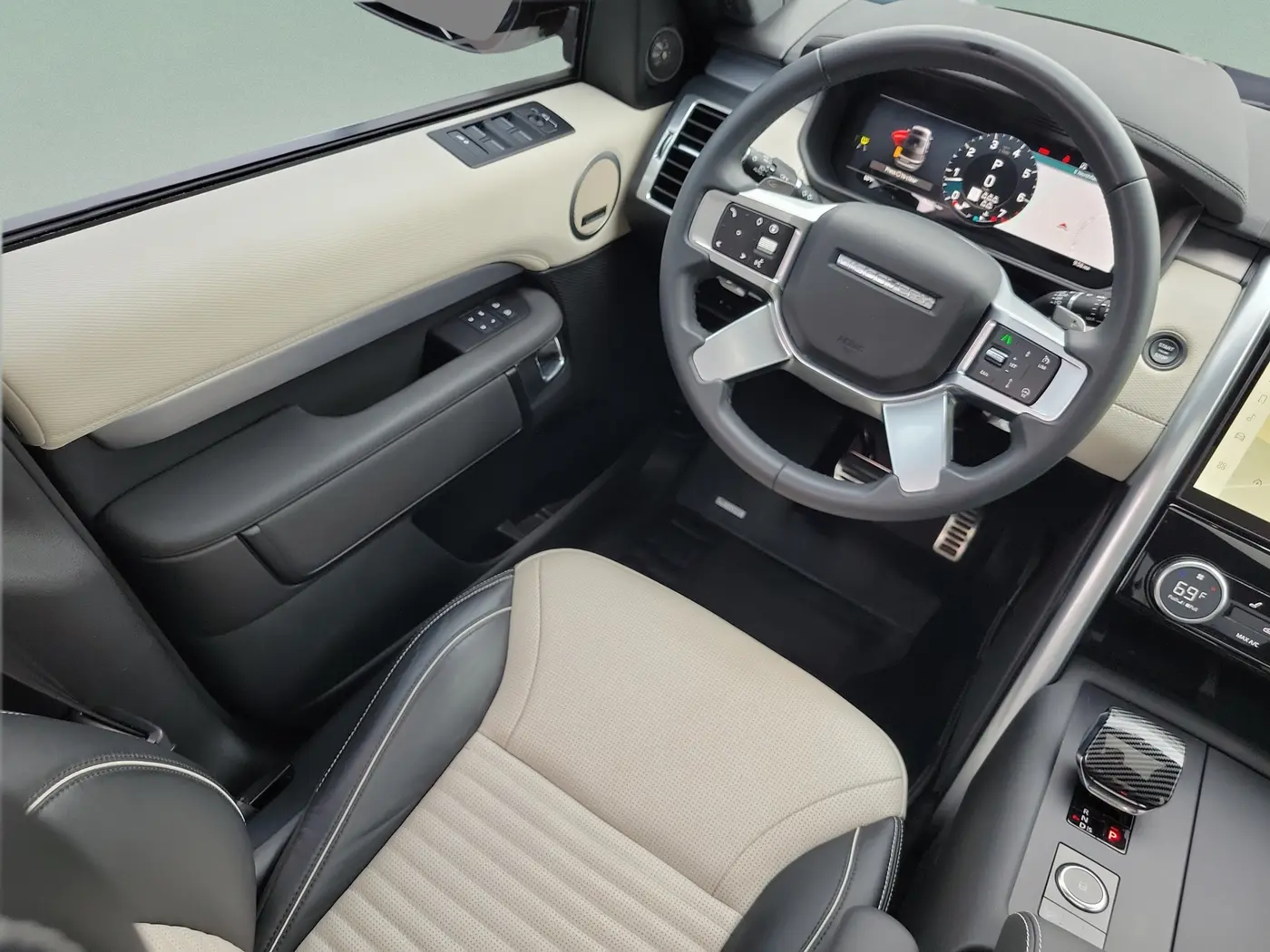 2024 Land Rover Discovery - $37,153