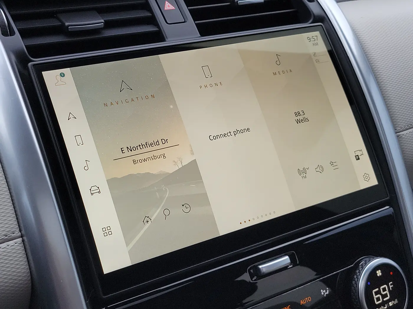 2024 Land Rover Discovery - $37,153