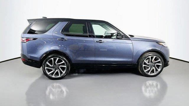 2024 Land Rover Discovery P300 Dynamic SE