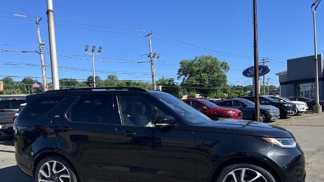Preowned 2024 Land Rover Discovery P300 Dynamic SE for Sale
