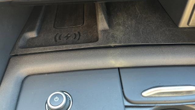 2024 Land Rover Discovery P300 Dynamic SE