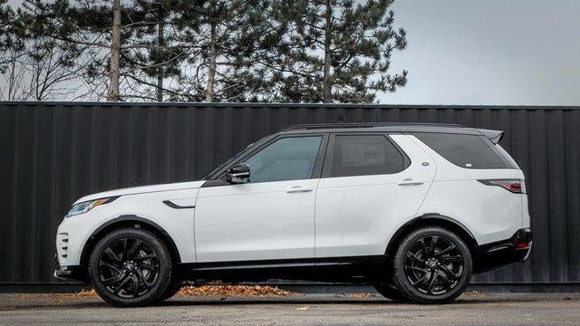 2025 Land Rover Discovery P300 Dynamic SE