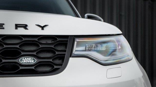 2025 Land Rover Discovery P300 Dynamic SE