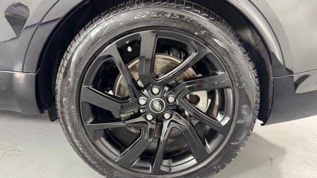 2025 Land Rover Discovery P300 Dynamic SE