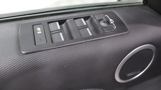 2024 Land Rover Discovery P360 Dynamic SE