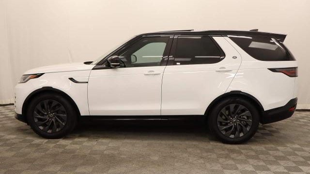 2024 Land Rover Discovery P360 Dynamic SE