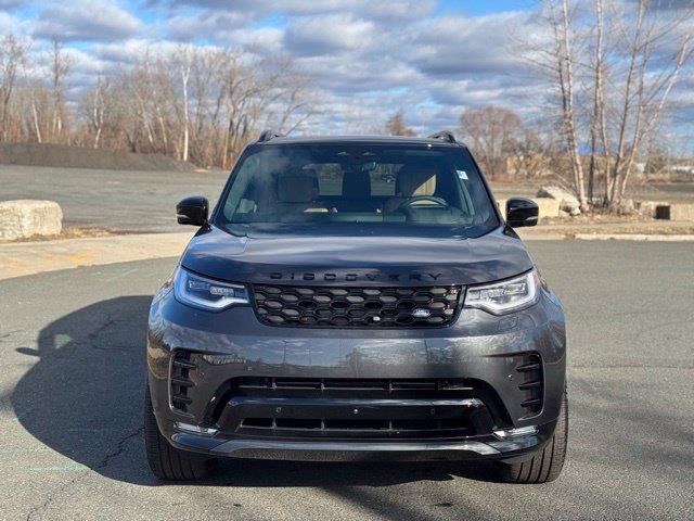 2025 Land Rover Discovery - $54,985
